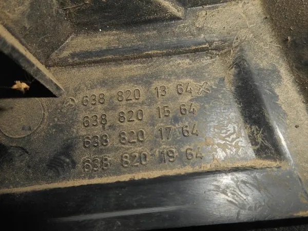 Lámpara trasera derecha Mercedes Vito Viano W638 6388201364 image 6