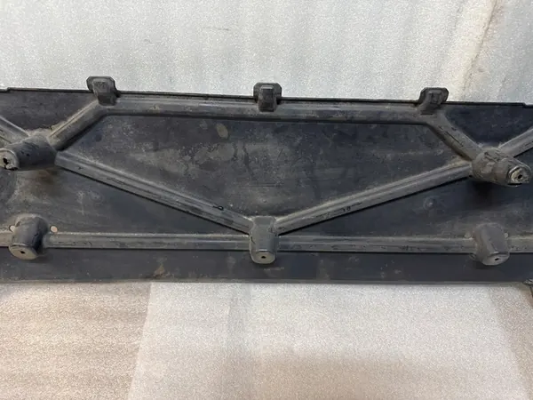 VW TIGUAN I Framskydd 5N0805915 image 8