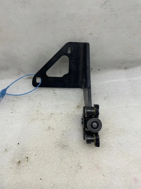 Dörrledningsrulle höger OEM 745965439R Renault Trafic image 2