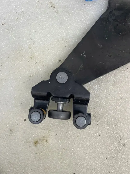 Dörrledningsrulle höger OEM 745965439R Renault Trafic image 3