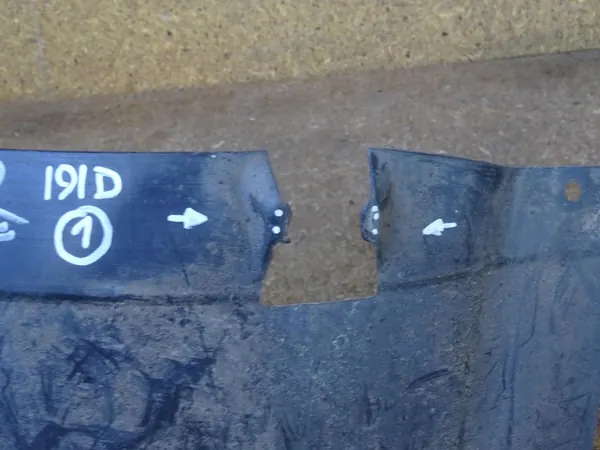 AUDI A3 8P Left Front Wheel Arch 2008-2012 8P0821191D image 3