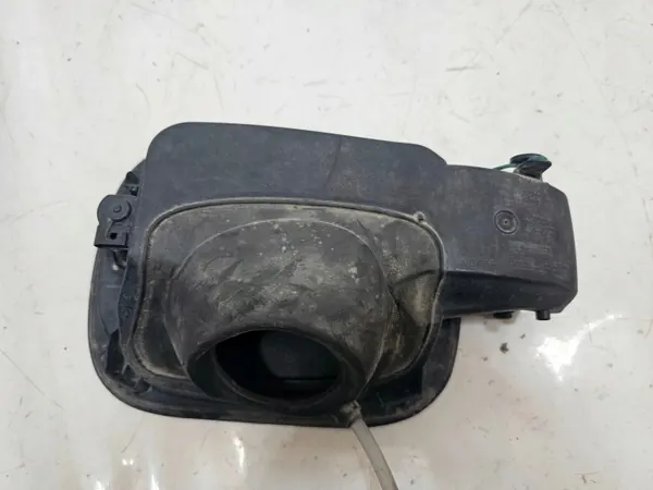 Dodge RAM V 19- polttoainekansi OEM 52029861AC image 4