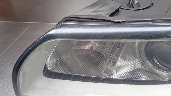 Vasen ajovalaisin Volvo S40 II V50 Lift 07-12R OEM 31265694 image 3