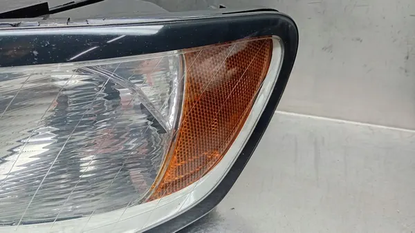 Vasen ajovalaisin Volvo S40 II V50 Lift 07-12R OEM 31265694 image 4