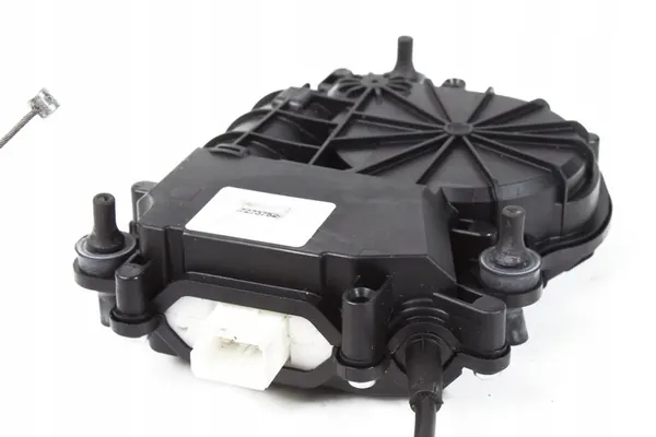 BMW F10 Bagageutrymmets Låsaktuator 7273752 image 4