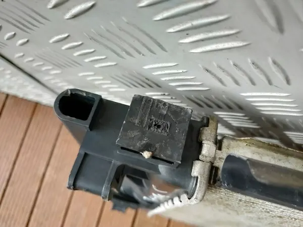 Vattenkylare Opel Astra IV J Lift 1.6 CDTI image 7