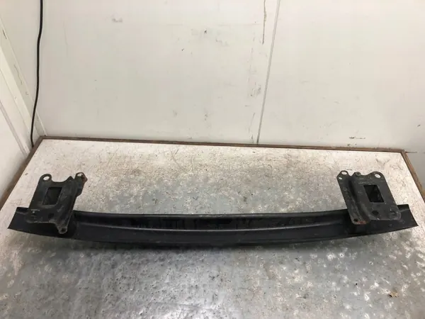 Viga de Para-choque Dianteiro VW Polo IV 6Q0807109C image 5