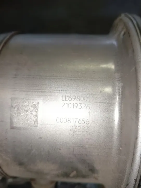 Válvula de arrefecimento EGR OEM 05L131512C VW Audi image 9