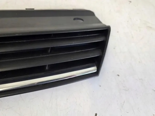 VW Polo V Lift Front Bumper Grill Left Right Chrome 2014-2017 OEM image 9