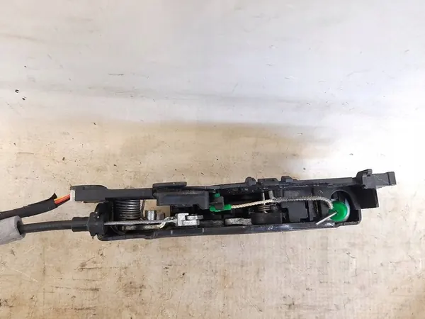 Baklucka Lås BMW 7 G11 G12 image 4