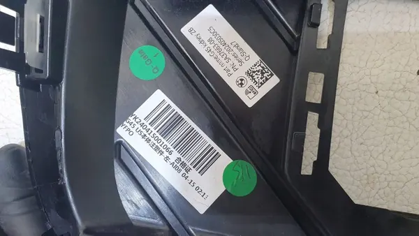 BMW X3 G45 Vänster Fram-Njurgaller OEM 5A3765501 image 9