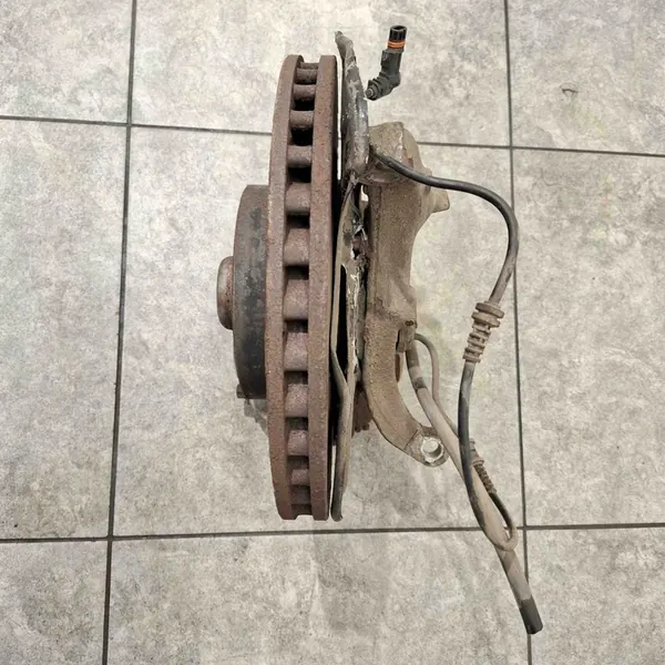 Mercedes-Benz C W204 2012 Mozzo ruota anteriore sinistro image 7