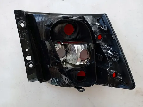 Luz trasera derecha SKODA FABIA III KOMBI 14-21 6V9 image 2