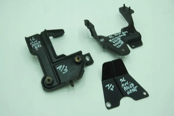 Support de cassette de pompe Mercedes-Benz OE SL R230 image 3