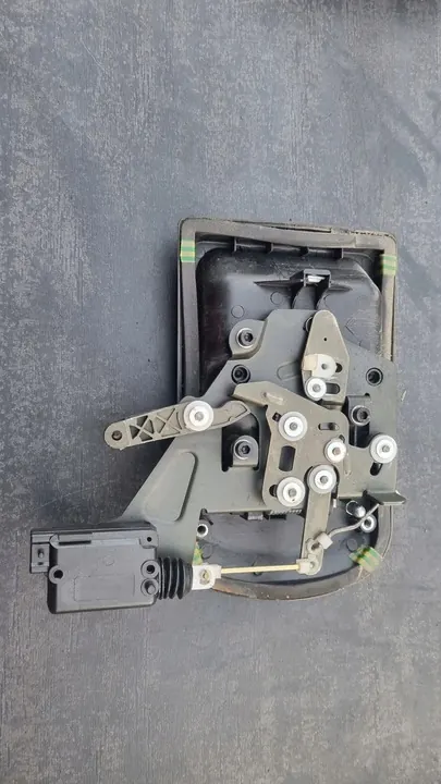 Iveco Daily Liukuoven Kahva Oikea 99-14 image 2