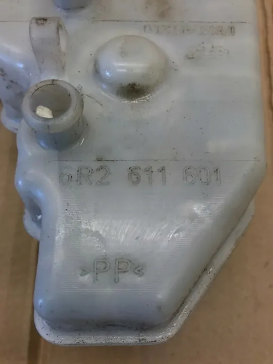Remvloeistofreservoir OEM 6R2611601 voor VW Polo V image 5