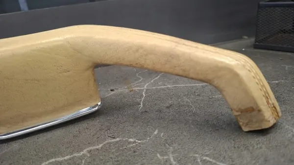 OEM 1239701201 Höger framdörrhandtag Mercedes W123 image 4