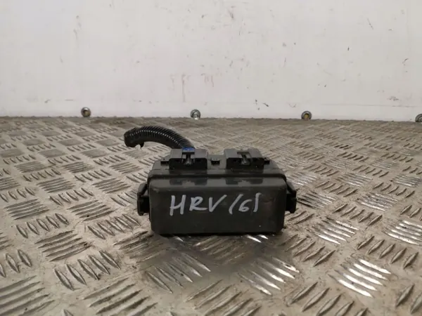 Honda HR-V Relaisbox OEM FBZ4062 - Gebraucht image 2
