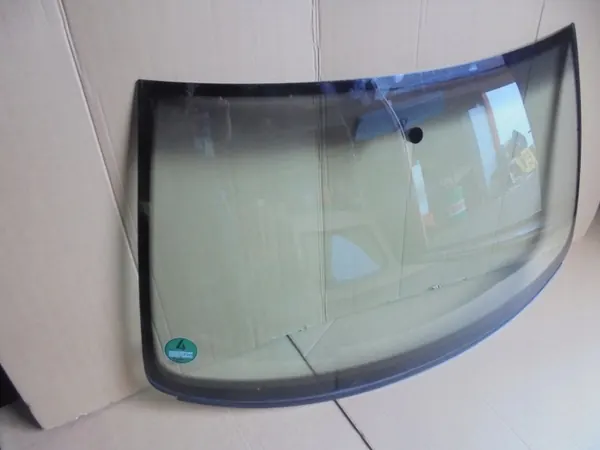 Para-brisas VW Caddy III OEM 43R-001586 com espelho image 3