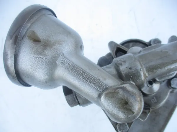 Pompe à huile OEM R1111810220 pour Mercedes 2.0/2.3 Kompressor image 4