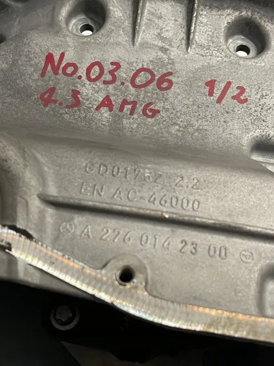 Cárter Mercedes-Benz Classe C W205 OEM A2760142300 image 4