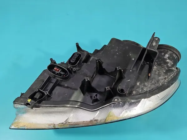 Oikea Bi-Xenon Ajovalo Skoda Superb II 08-13 OEM 3T1941018E image 10