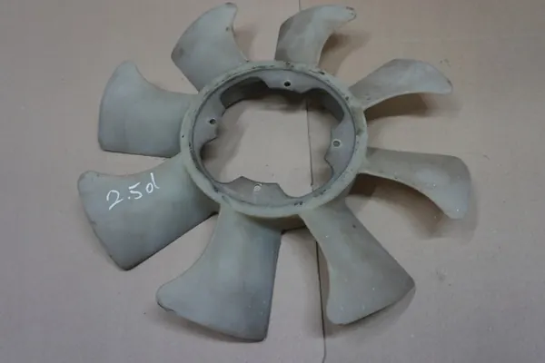 Kylarfläkt OEM 0000004 för Nissan Navara D21 image 4