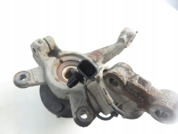 OEM M1044756 Moyeu Avant Gauche avec ABS - Occasion image 3
