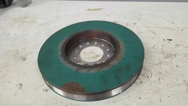 OEM 23340969 Kamaxeldämpare för Volvo D13K K8 motor image 2
