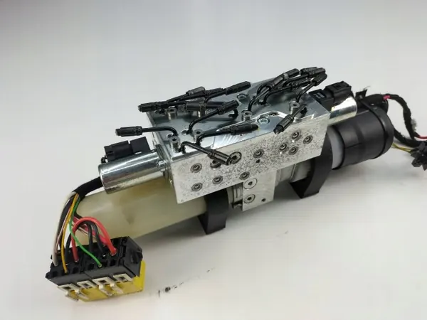 Atuador Bomba Teto Opel Astra H OEM 13197772 image 3