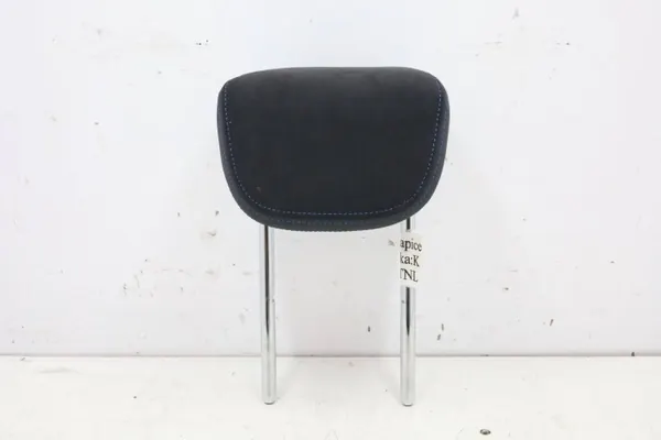 Takaistuimen päänoja OEM 65498468168 BMW 1 F70 image 2