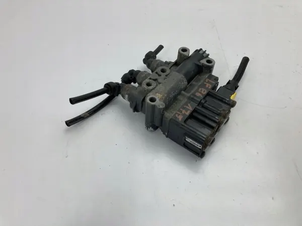 Válvula de mola de ar ECAS DAF OEM 1888014 4728900310 image 3