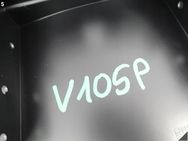 VW TIGUAN CT1 III 571 24 - TAMPA DO FECHO DO PORTA-MALAS TRASEIRO image 6