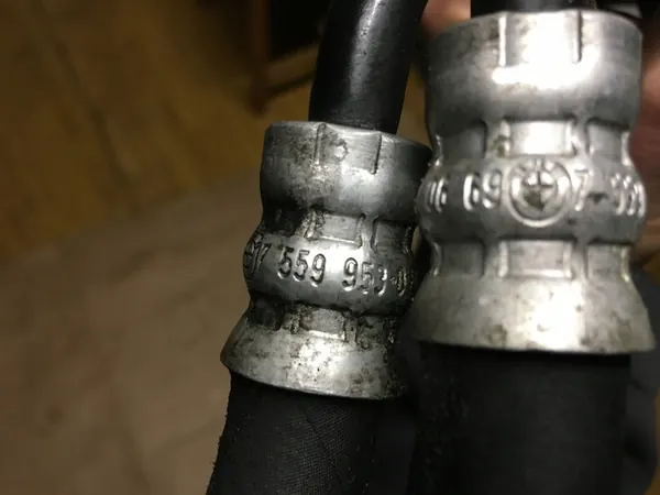 Lignes d'huile Transmission Automatique BMW E60 E61 N52 XDRIVE image 2