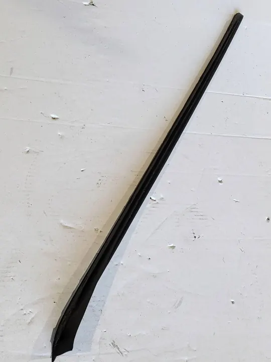 Linker voorruitlijst OEM 5G0854327A image 2