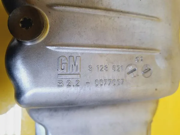 Cárter de aceite OEM 9128621 para Opel Corsa D 1.4 16V image 3