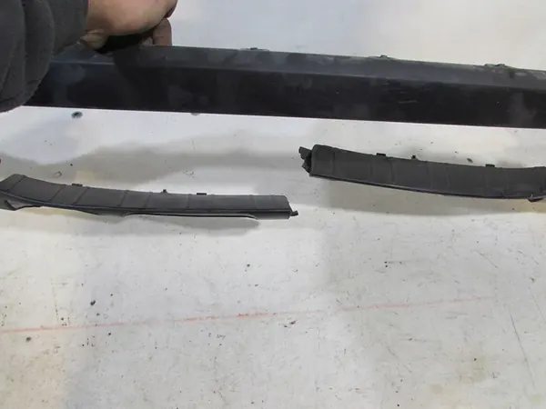 Framskärm BMW X6 E71 E7 Stötfångardekor Nedre 51117172270 image 4