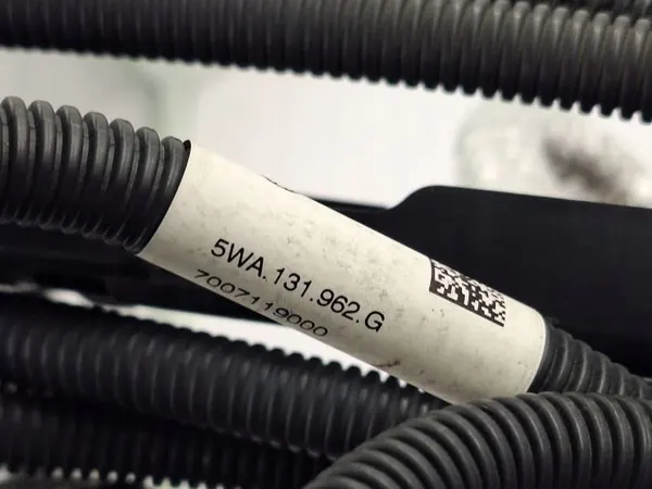 Skoda Octavia IV AdBlue-rör OEM 5WA131962G image 6