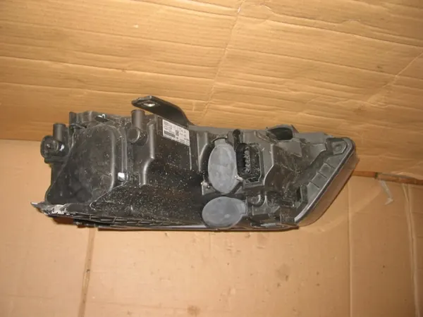 Reflector Audi OE 8U0941003M image 2