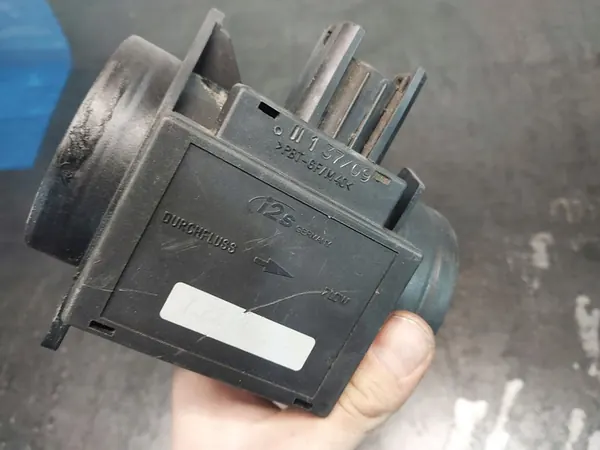Luftmassenmesser BMW 5 E39 525tds M51D25 image 10