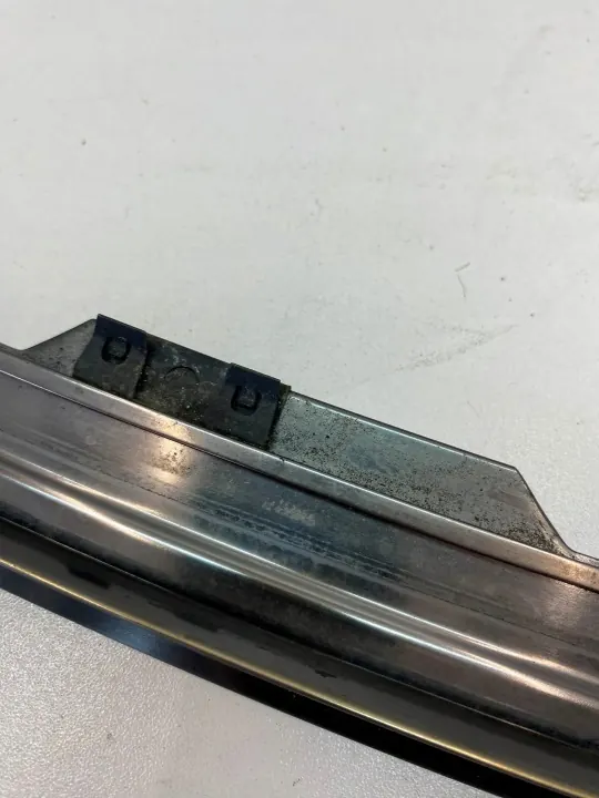 Cobertura de Para-brisa Mercedes-Benz OEM A1296700022 image 3