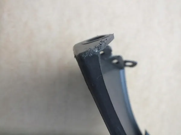 Paraurti anteriore RENAULT MEGANE III image 4