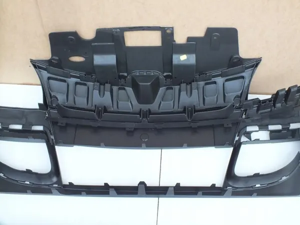 Paraurti anteriore RENAULT MEGANE III image 6