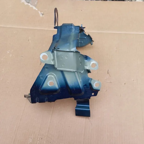 Fram vänster skärm fäste Audi Q8 4M8821131C image 4