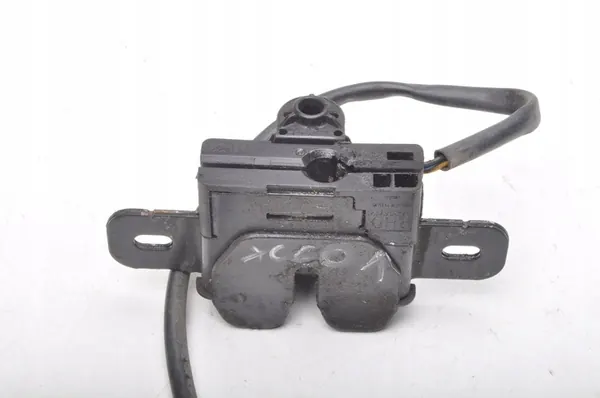 VOLVO XC60 I Motorhuv Lock Höger 31479660 image 2