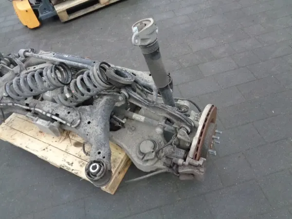 Taka-akseli differentiaali OEM Jaguar F-Pace jousitus image 5