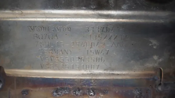 VOLVO S60 II V60 V70 III XC60 Catalytic Converter OEM image 9