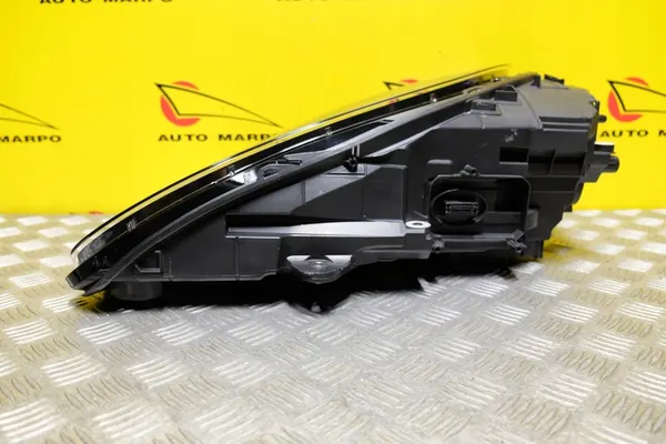 Porsche Macan Lift 2019 Faro LED Derecho OEM image 8