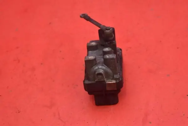 Actuador Turbo OEM 6NW009550 para Citroen C5 II image 6