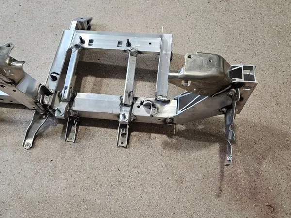 Porsche Taycan Dashboardframe OEM 9J1857011 image 7
